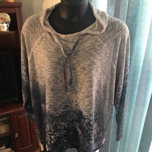 Super soft long sleeve hooded tunic.